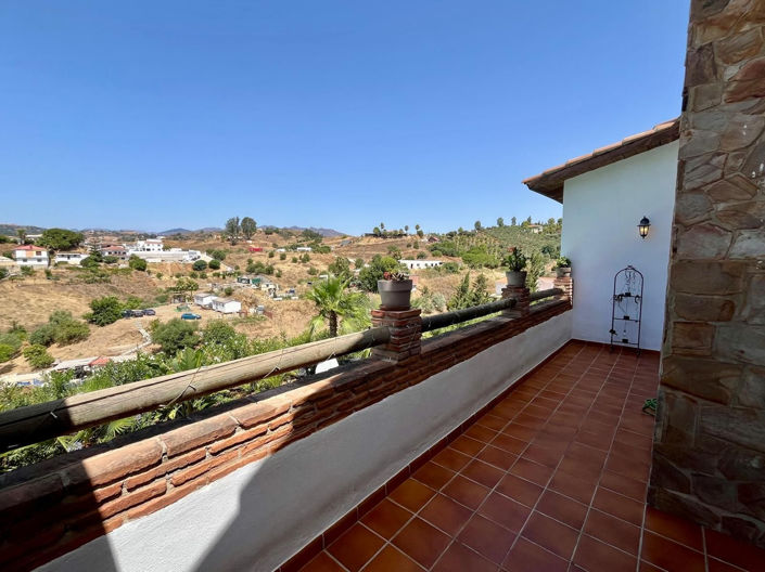 Image No.50-5 Bed Villa for sale