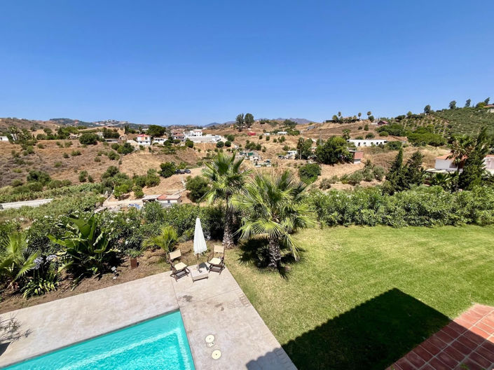 Image No.51-5 Bed Villa for sale