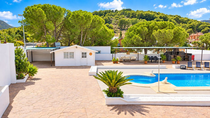 Image No.26-5 Bed Villa for sale