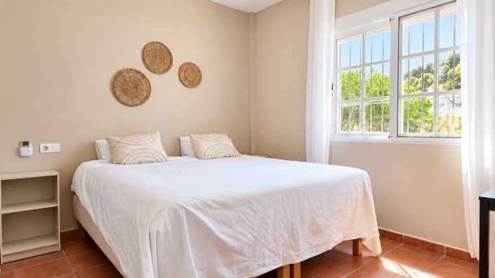 Image No.37-5 Bed Villa for sale