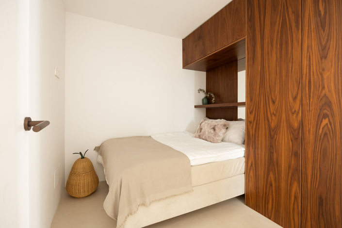 Image No.17-3 Bed Apartment for sale