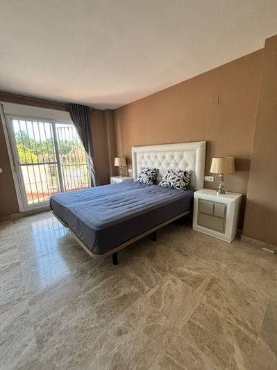 Image No.6-4 Bed Townhouse for sale