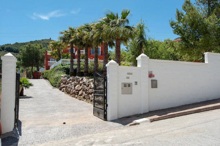 Image No.22-4 Bed Villa for sale