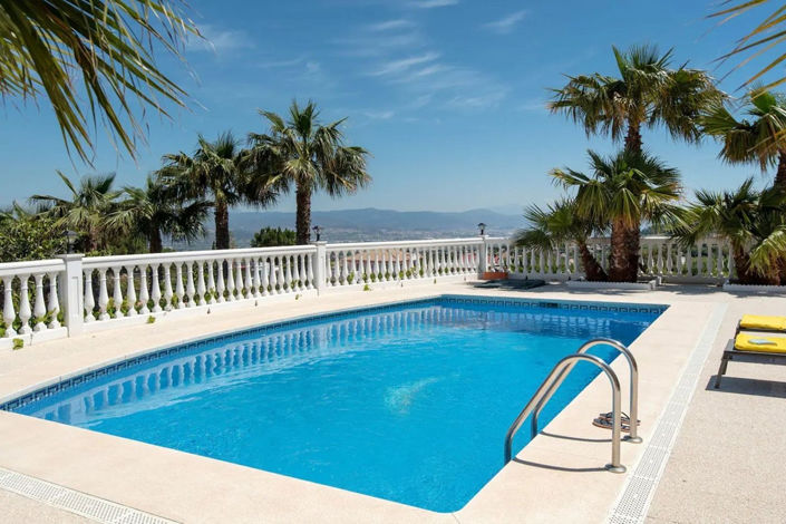 Image No.9-4 Bed Villa for sale