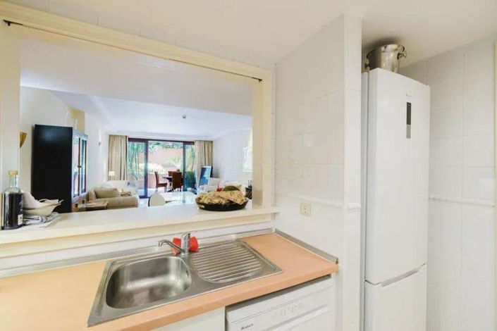 Image No.9-2 Bed Apartment for sale
