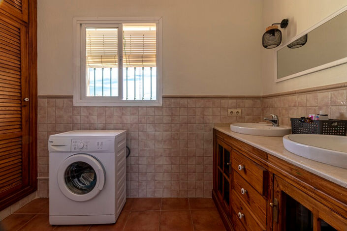 Image No.13-3 Bed Apartment for sale