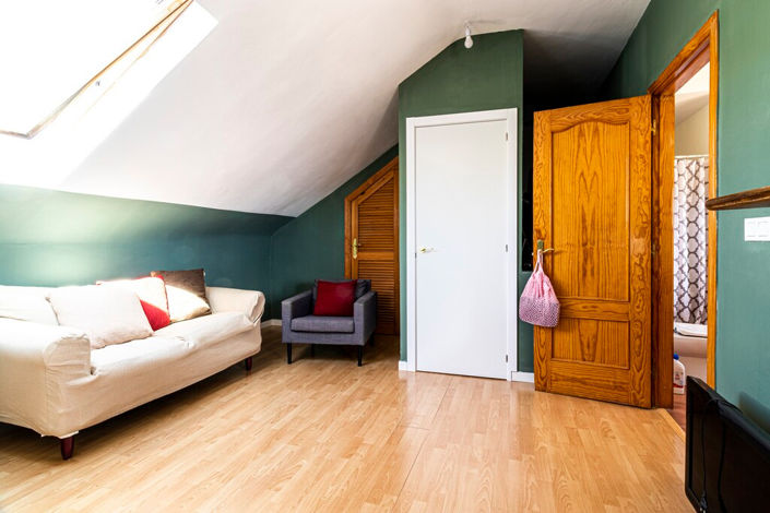 Image No.23-3 Bed Apartment for sale