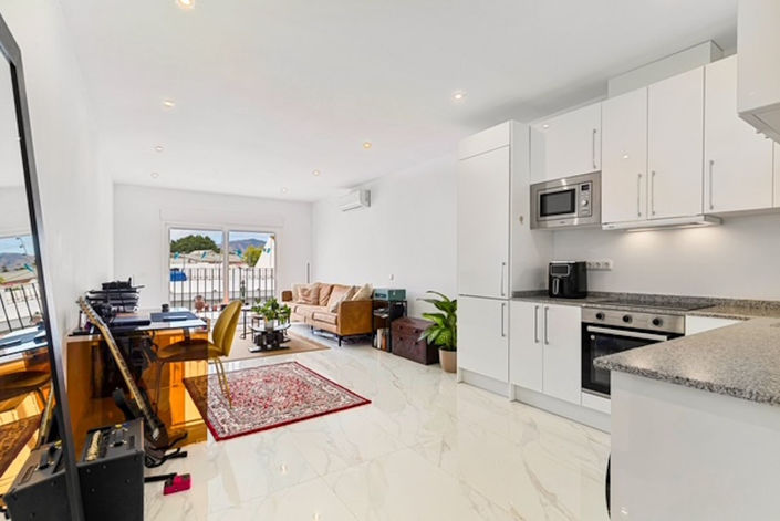 Image No.4-2 Bed Apartment for sale
