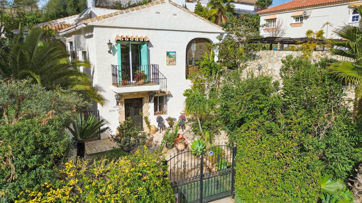 Image No.4-Villa de 4 chambres à vendre à Mijas