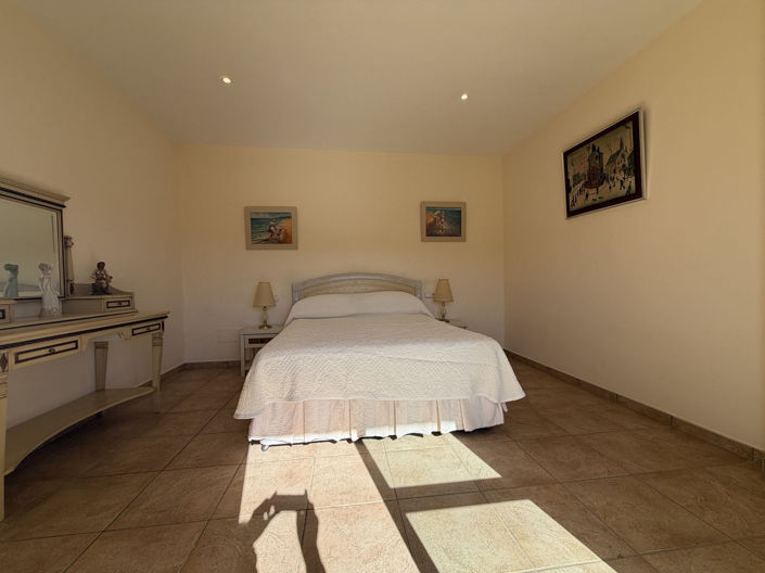 Image No.36-Villa de 4 chambres à vendre à Estepona