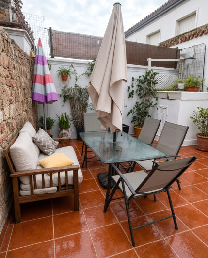 Image No.10-4 Bed Townhouse for sale