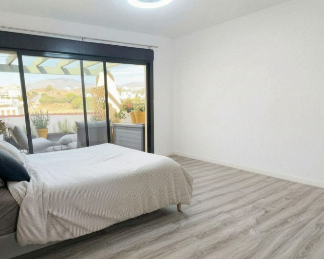 Image No.14-3 Bed Apartment for sale