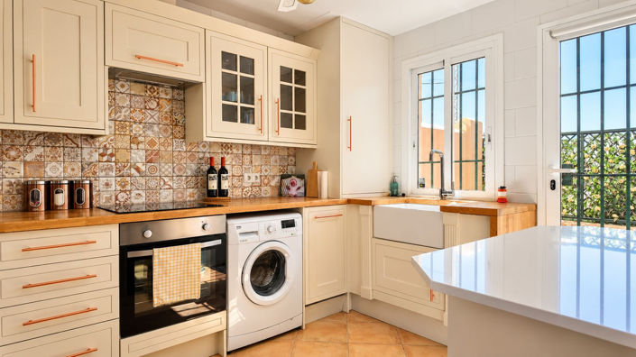 Image No.22-3 Bed Townhouse for sale