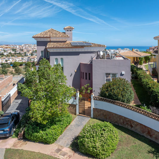 Image No.4-5 Bed Villa for sale