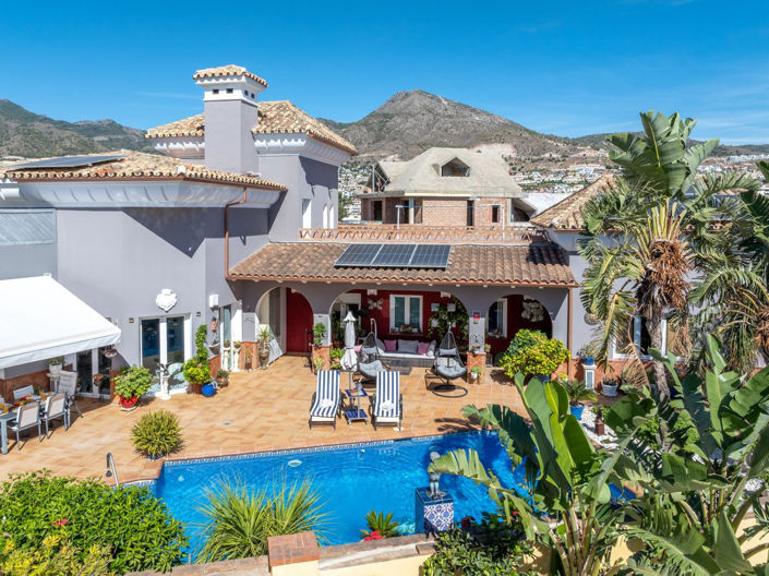 Image No.52-5 Bed Villa for sale