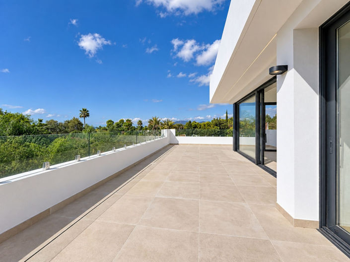 Image No.19-5 Bed Villa for sale
