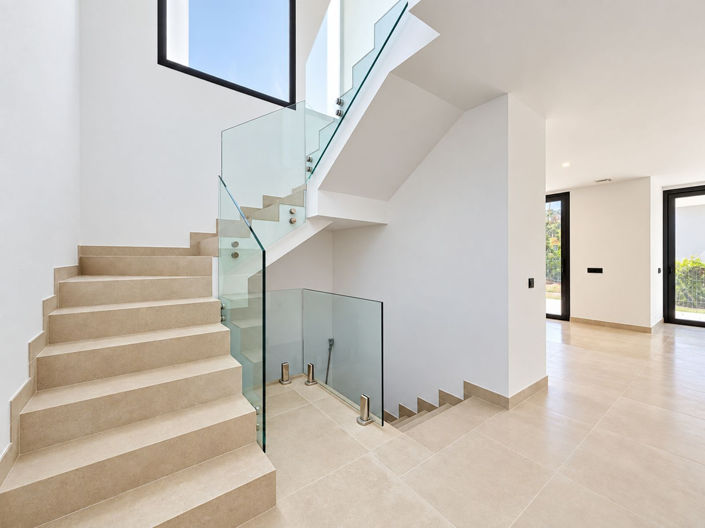 Image No.5-5 Bed Villa for sale