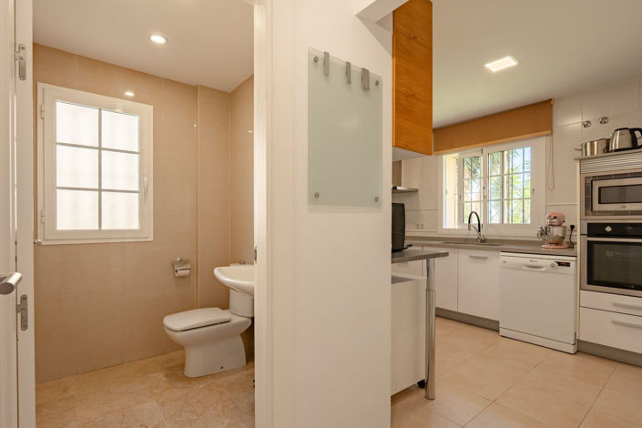 Image No.23-4 Bed Villa for sale