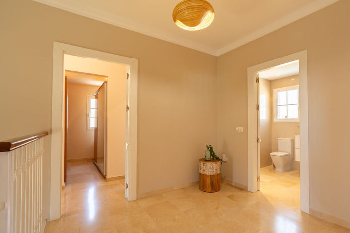 Image No.39-4 Bed Villa for sale