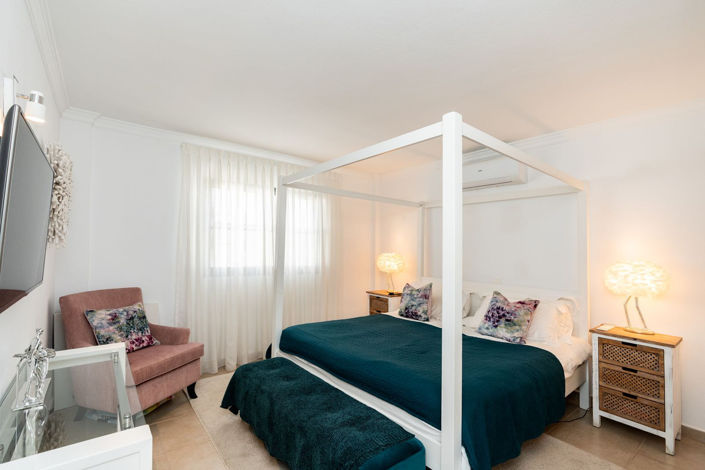 Image No.17-5 Bed Villa for sale