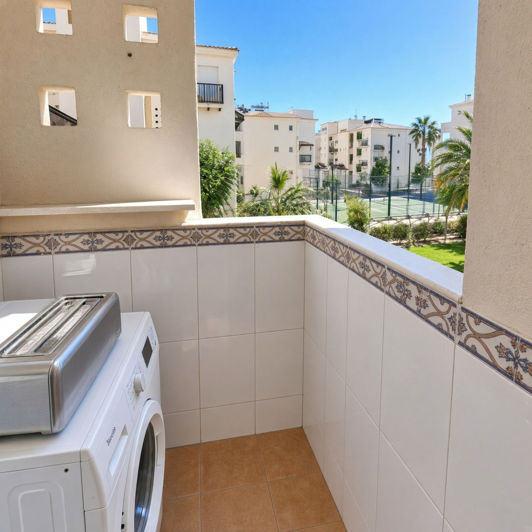 Image No.20-Appartement de 2 chambres à vendre à San Luis de Sabinillas