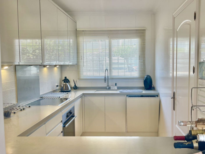 Image No.4-2 Bed Townhouse for sale