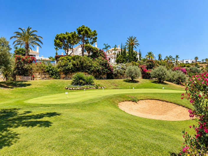 Image No.28-4 Bed Villa for sale