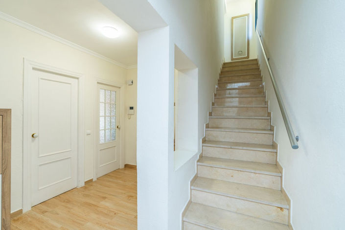 Image No.22-3 Bed Apartment for sale