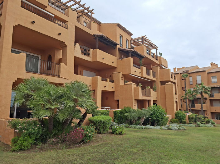 Image No.24-2 Bed Apartment for sale