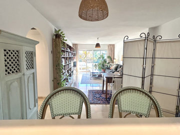 9-467d0cee5b725f3ef65f102a0c2e69c0