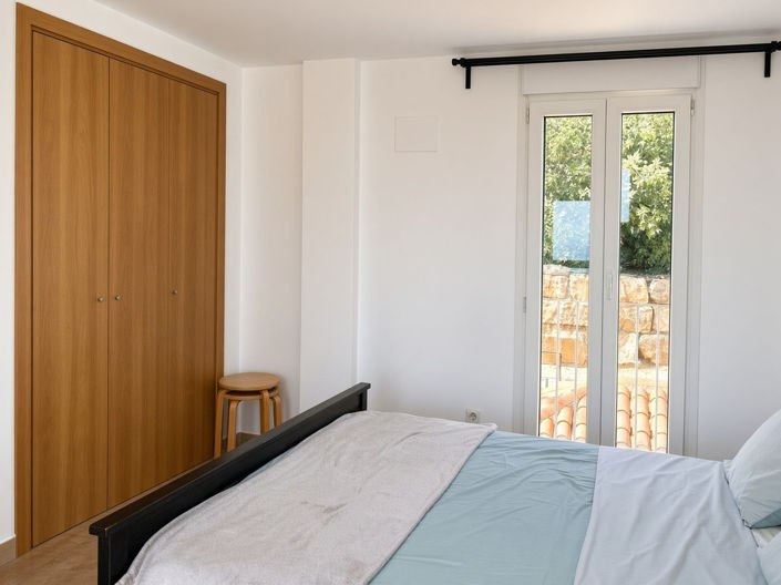 Image No.23-3 Bed Apartment for sale