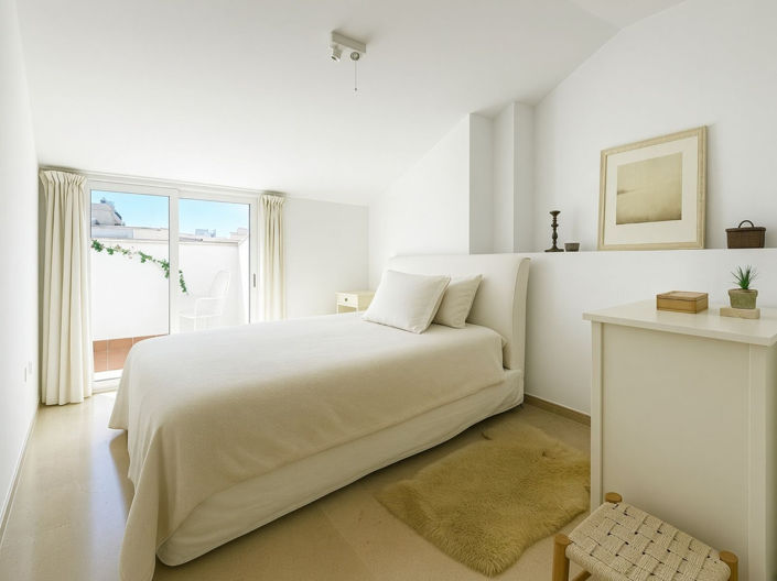 Image No.15-3 Bed Apartment for sale