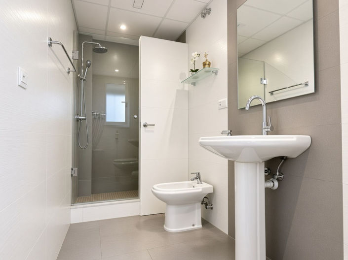 Image No.19-3 Bed Apartment for sale