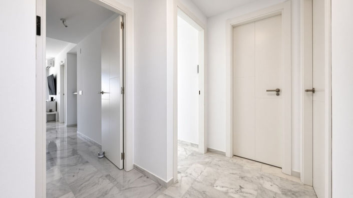 Image No.17-3 Bed Apartment for sale