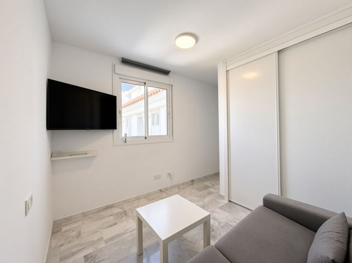Image No.20-3 Bed Apartment for sale