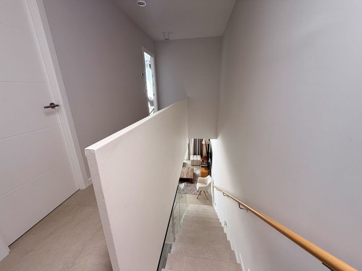 Image No.20-4 Bed Semi-Detached for sale