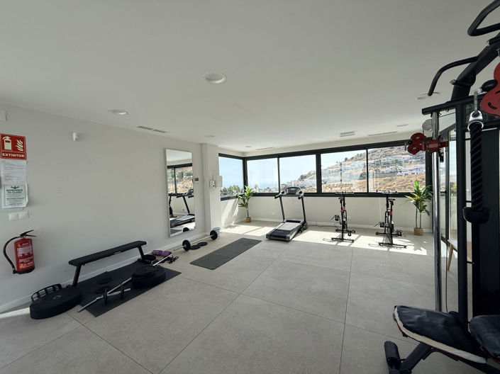 Image No.40-4 Bed Semi-Detached for sale