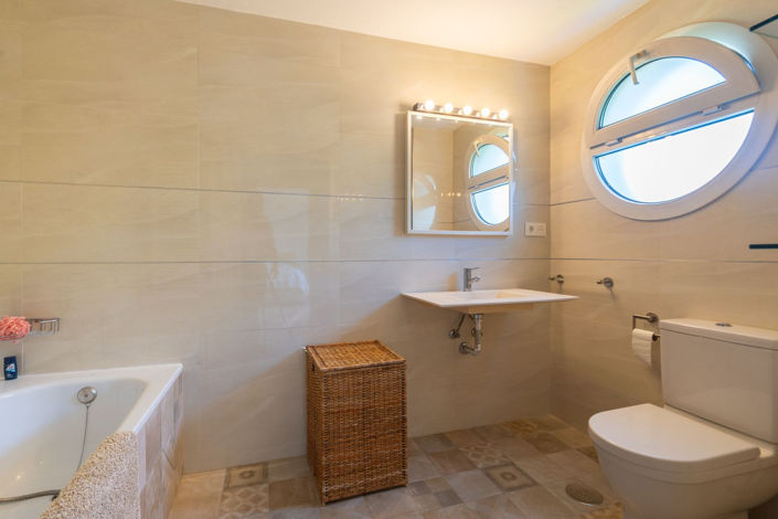 Image No.21-4 Bed Apartment for sale