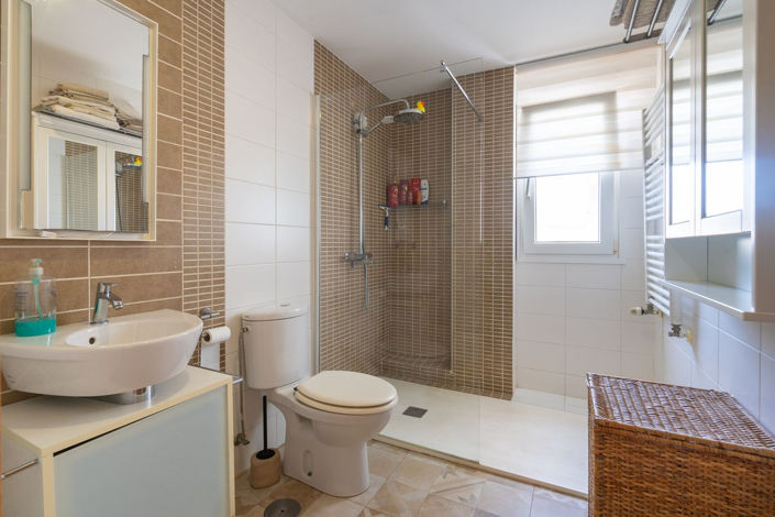 Image No.24-4 Bed Apartment for sale