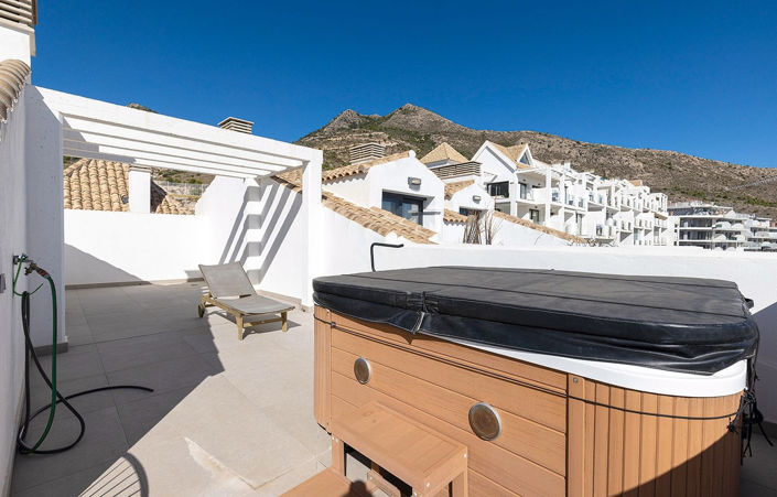 Image No.43-3 Bed Apartment for sale