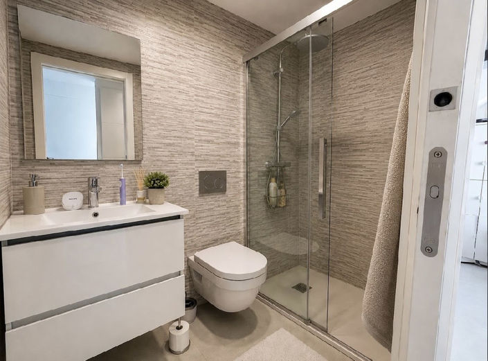 Image No.16-2 Bed Apartment for sale