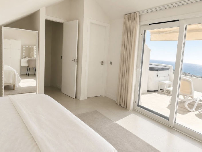 Image No.20-2 Bed Apartment for sale