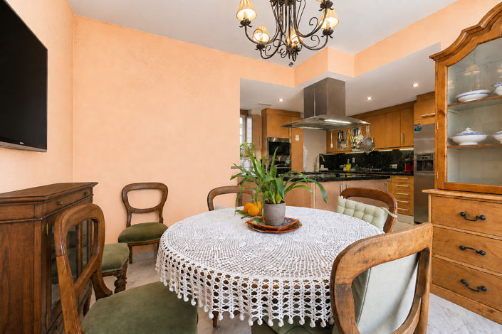 Image No.18-4 Bed Apartment for sale