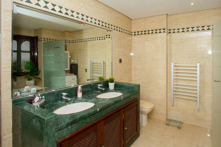 Image No.14-3 Bed Apartment for sale