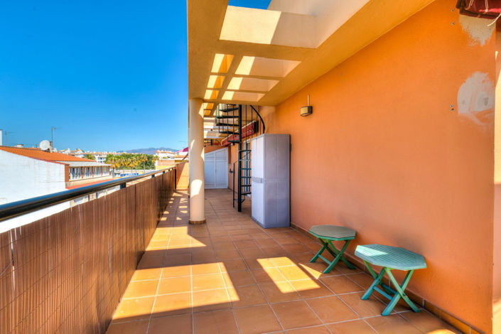 Image No.18-2 Bed Apartment for sale