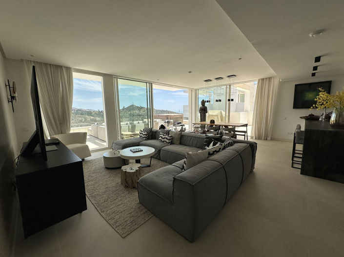 Image No.17-3 Bed Apartment for sale