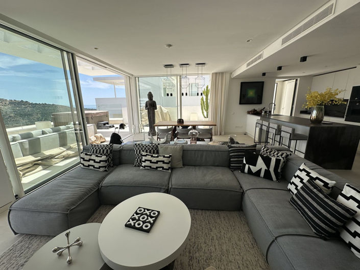 Image No.19-3 Bed Apartment for sale