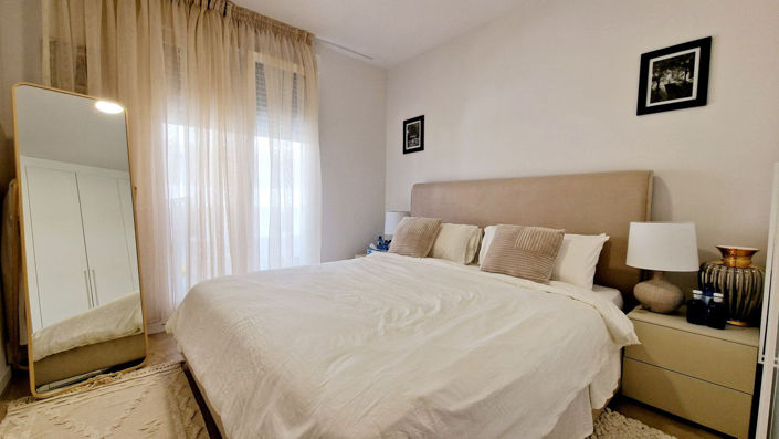 Image No.20-3 Bed Apartment for sale