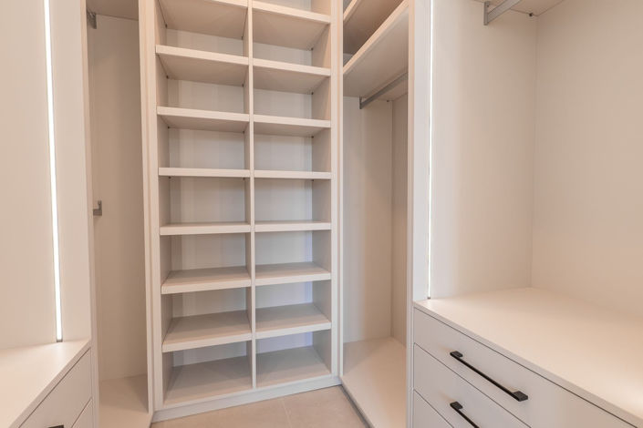 Image No.24-3 Bed Apartment for sale