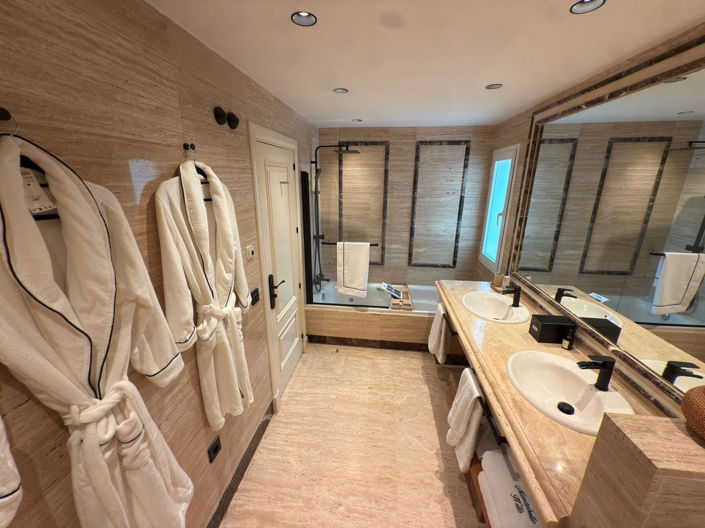 Image No.28-3 Bed Apartment for sale